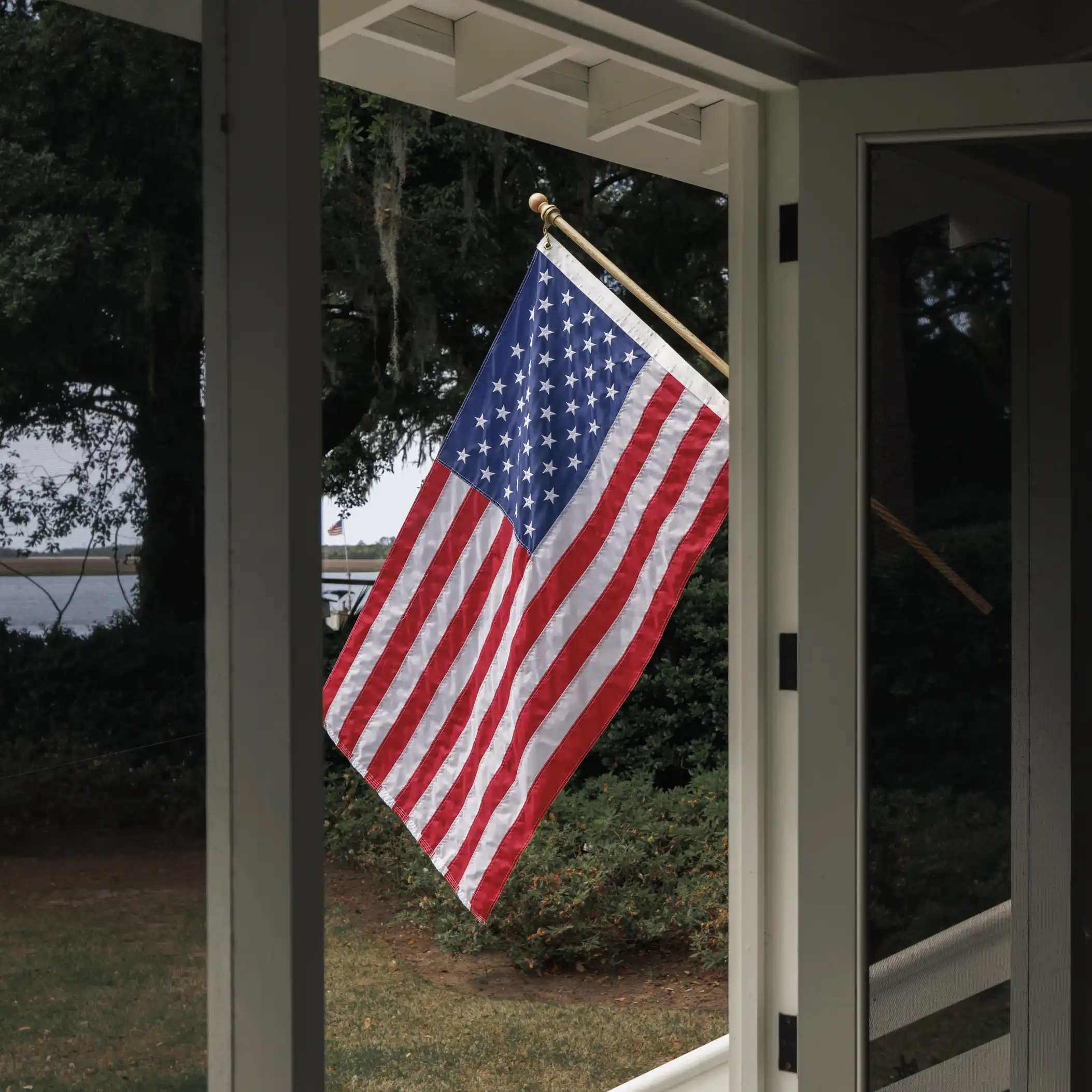 3' x 5' American Flag Set - Image 5